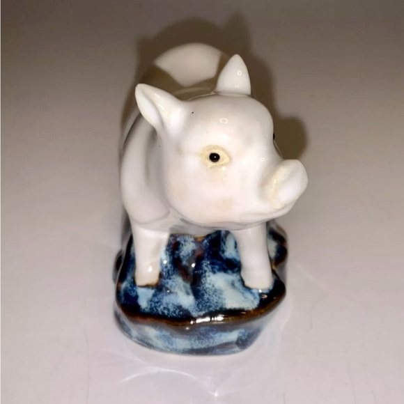 Vintage Adorable Chinese White Glaze Ceramic Pig Figurine 4” Length - Picture 7 of 10